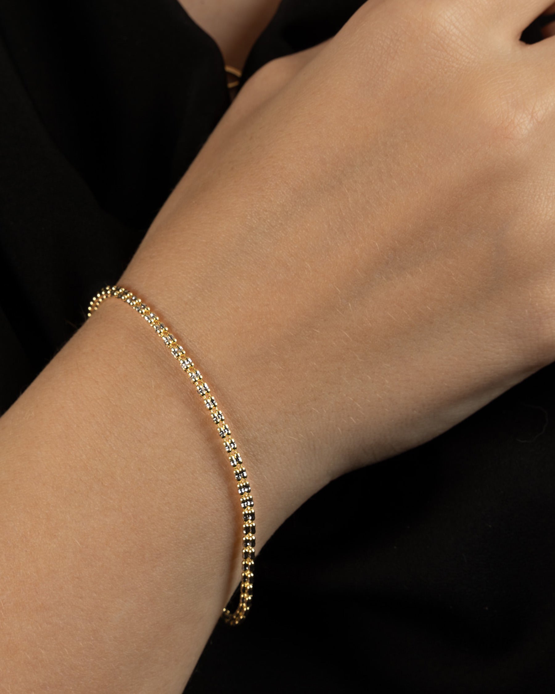 14K Gold Diamond Cut Bracelet - Radiant Elegance by Nalin & Co