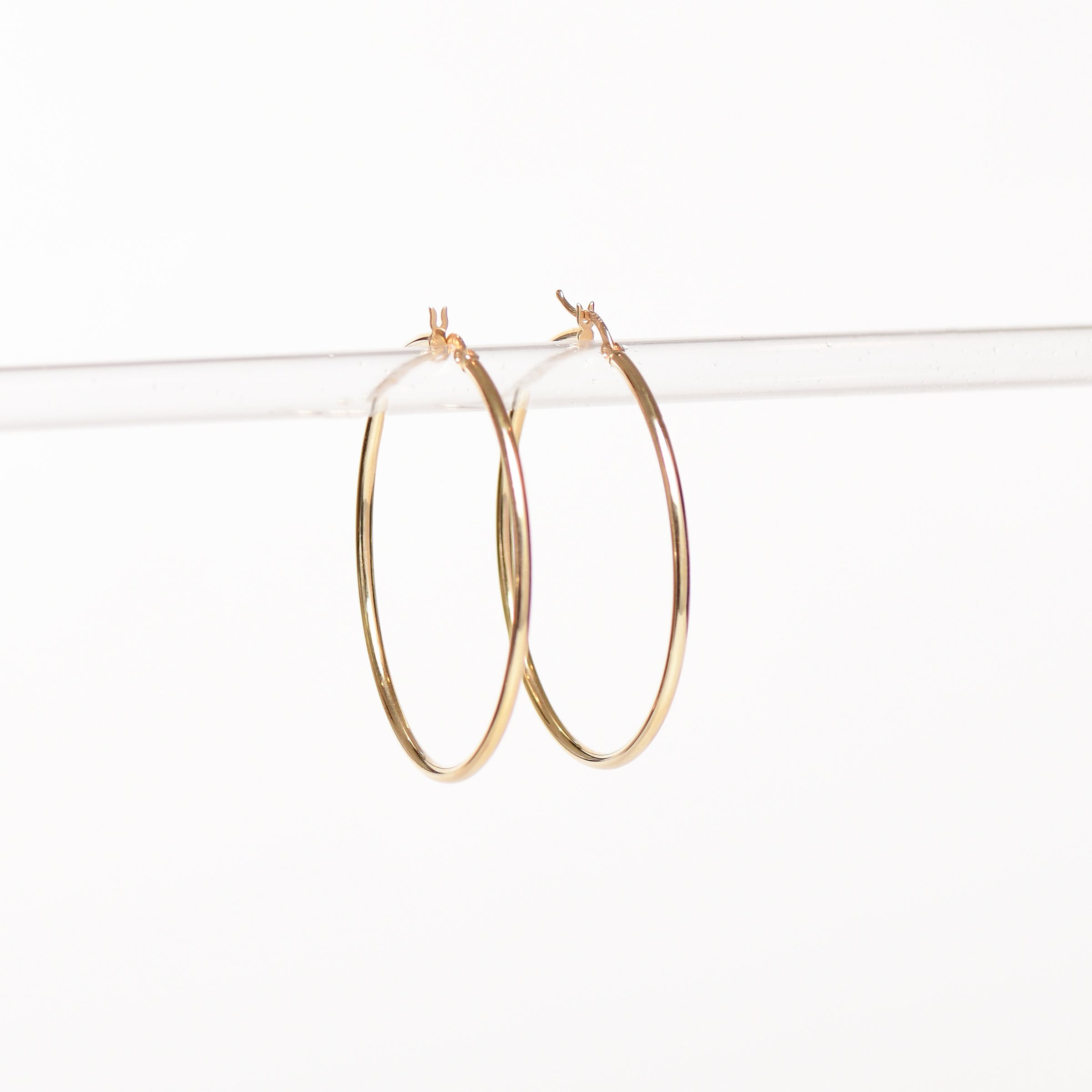 Lightweight Tube Gold Earrings in 14K Italian Gold